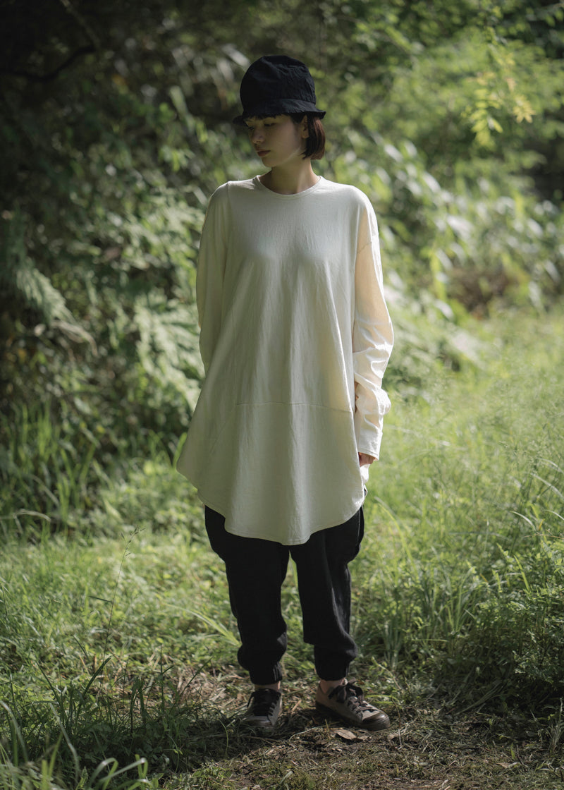 CIRCLE T-SHIRT L/S IVORY – ROGGYKEI