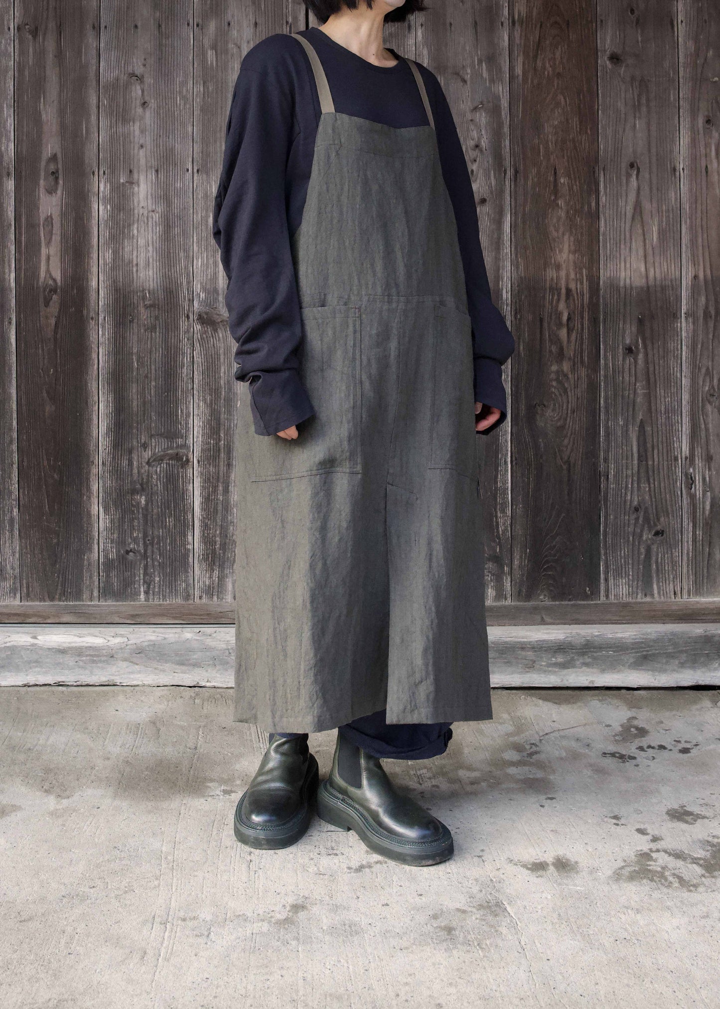 SLIT APRON