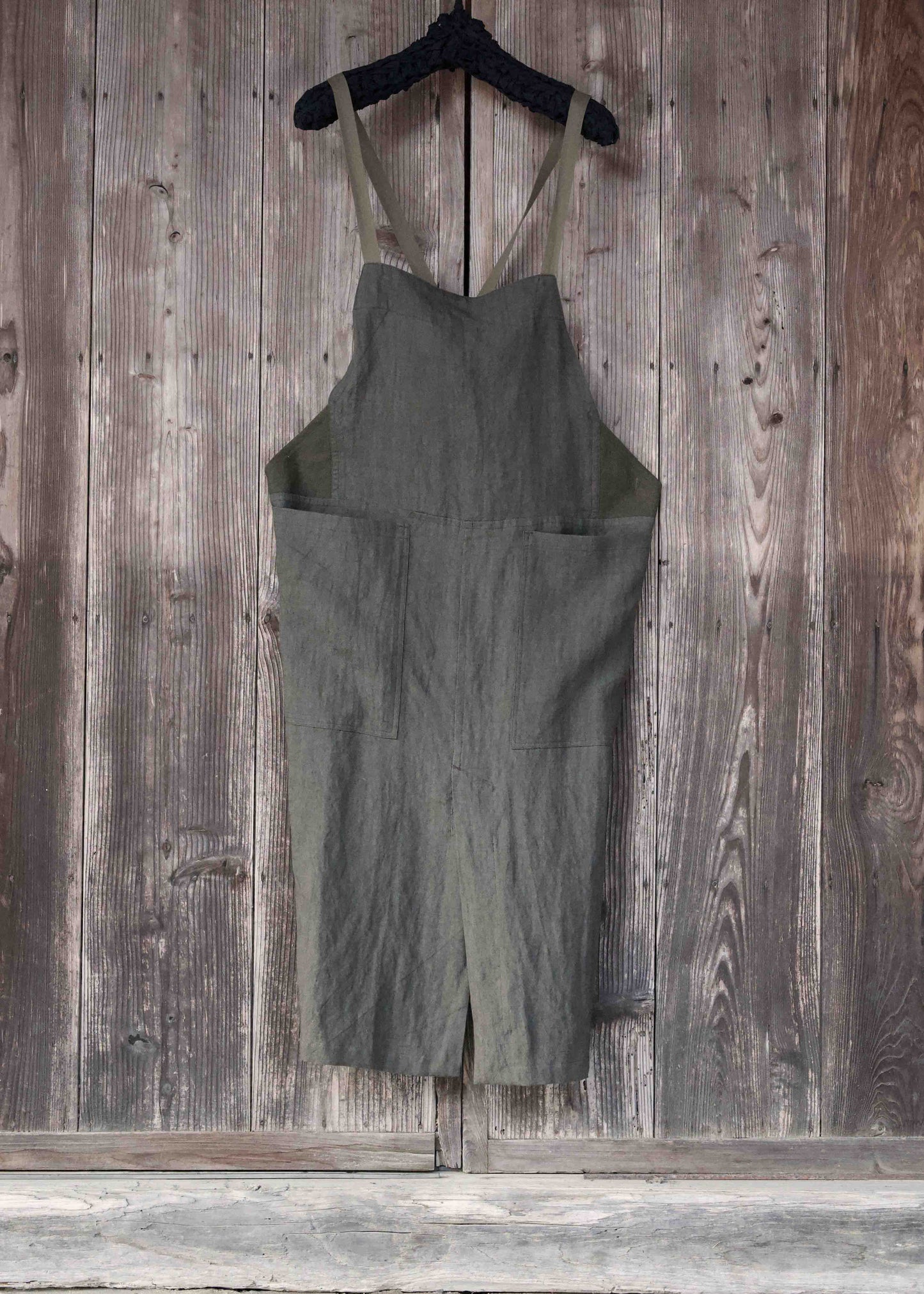SLIT APRON