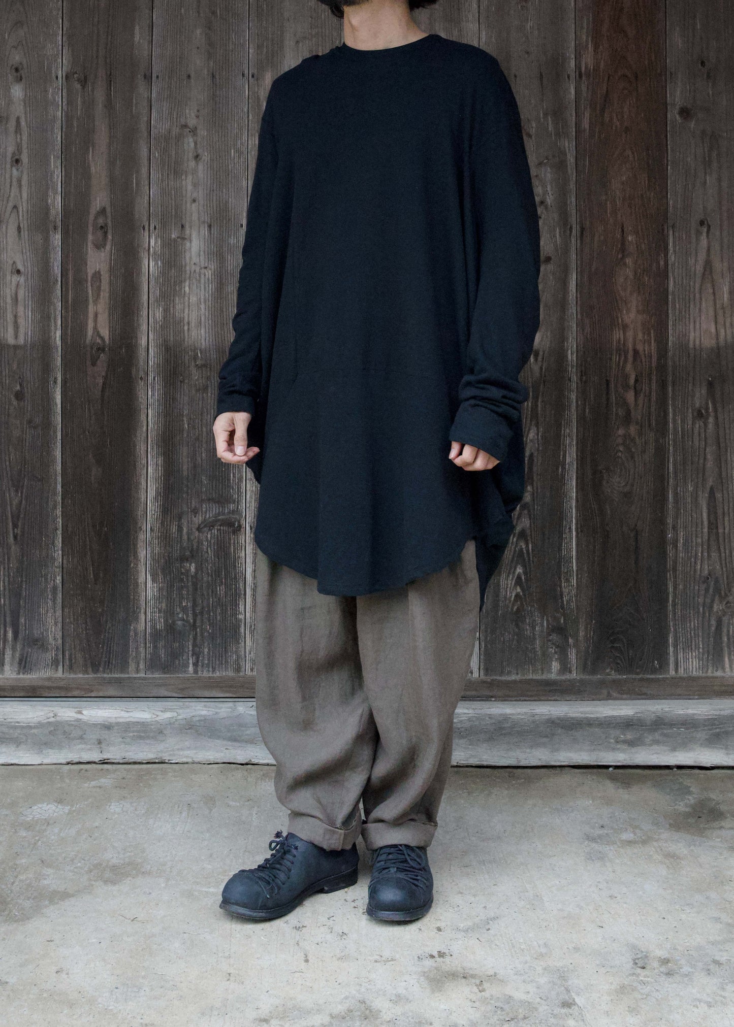 CIRCLE T-SHIRT L/S  BLACK