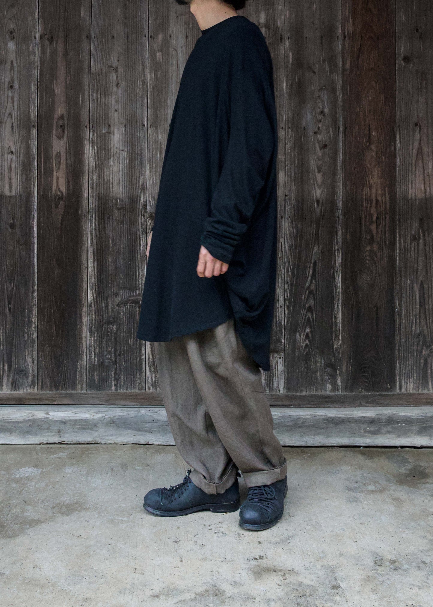 CIRCLE T-SHIRT L/S  BLACK