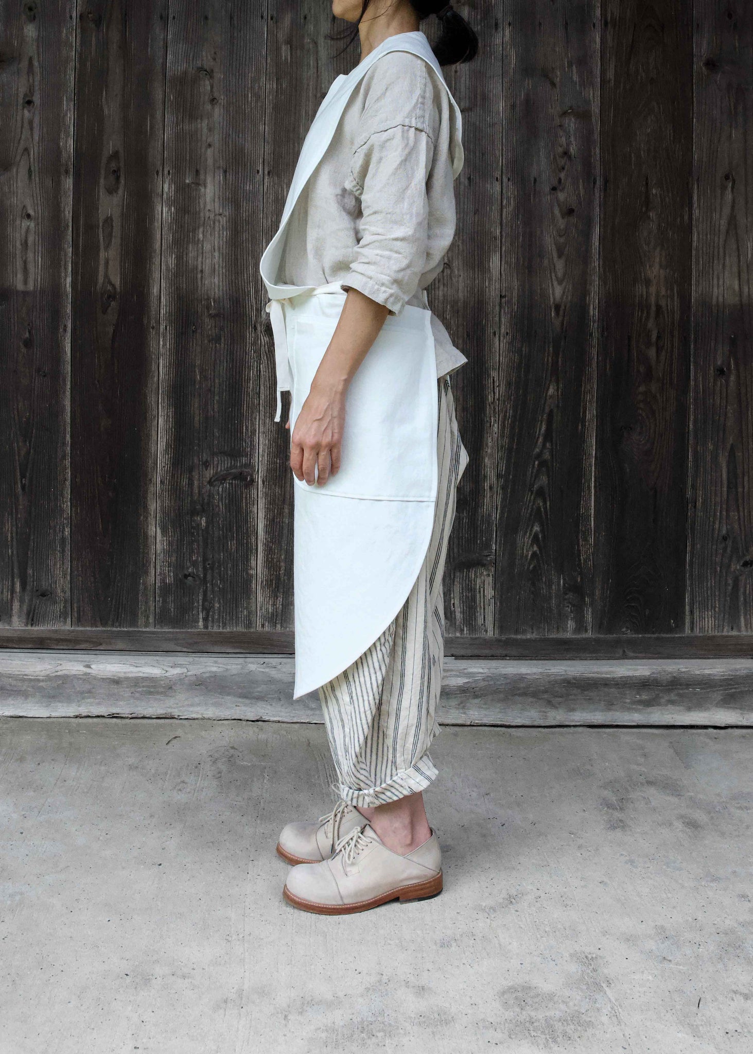 CIRCLE APRON -WHITE-