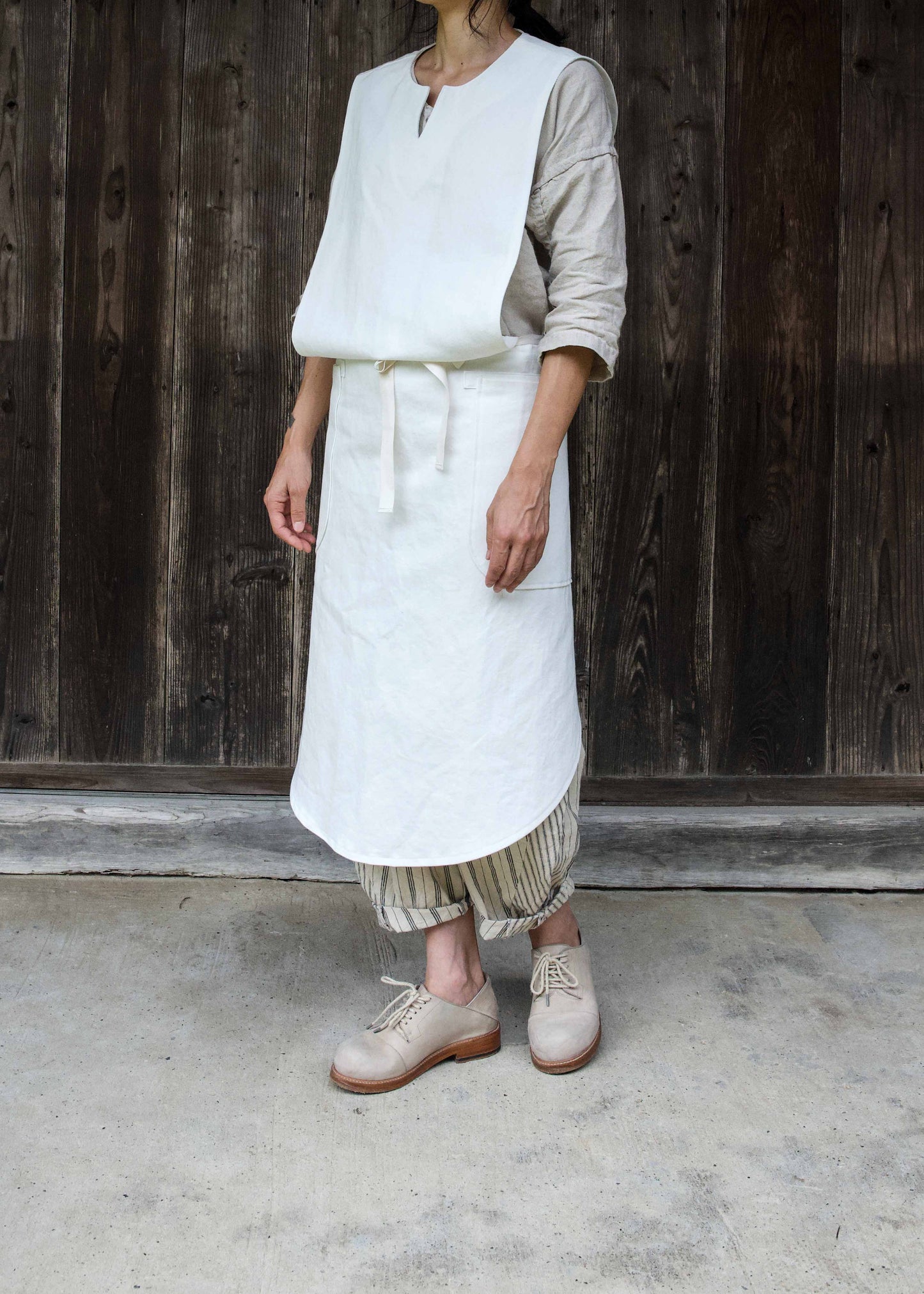 CIRCLE APRON -WHITE-