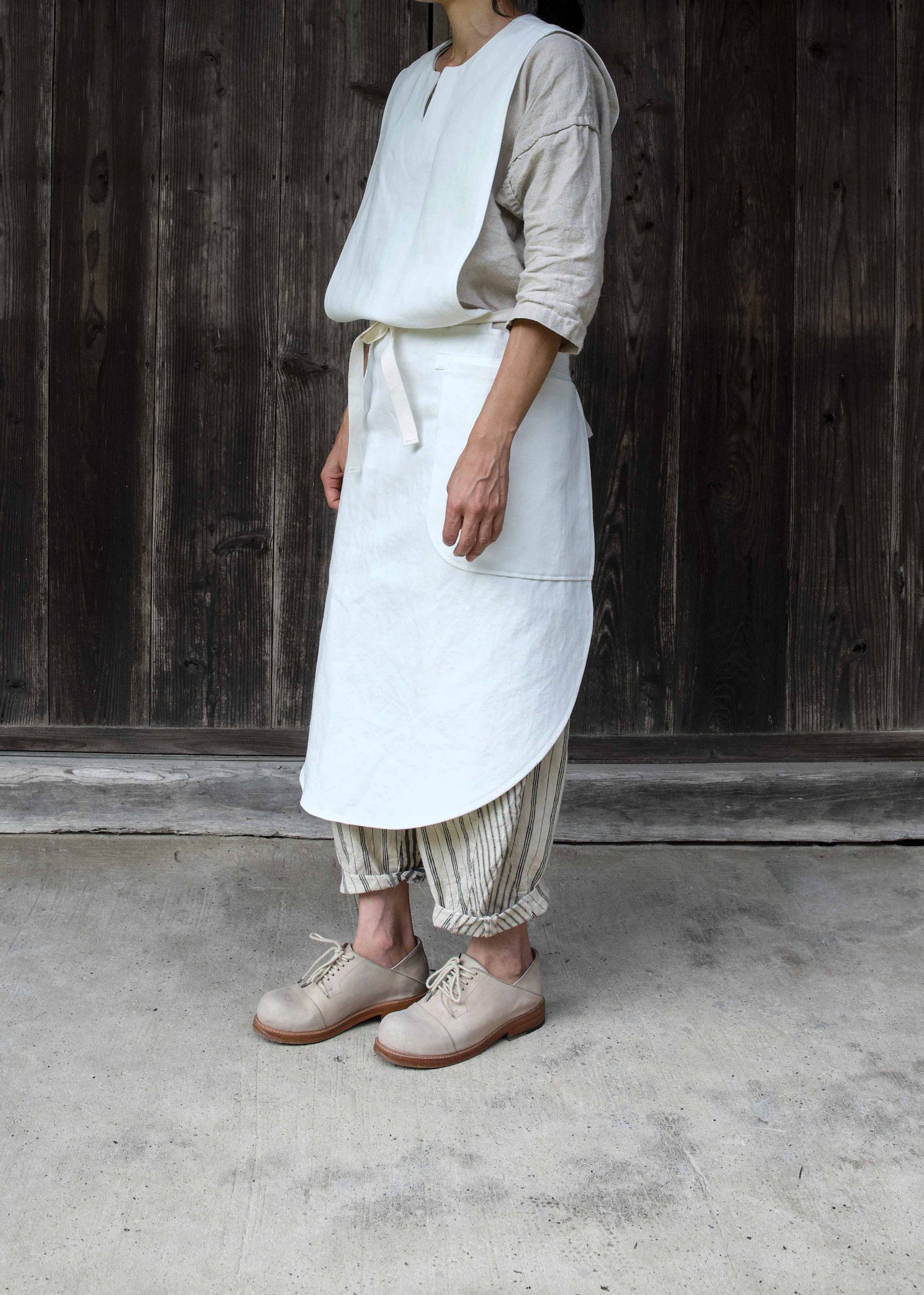 CIRCLE APRON -WHITE-