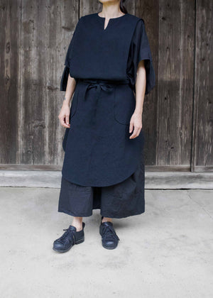 CIRCLE APRON -BLACK-