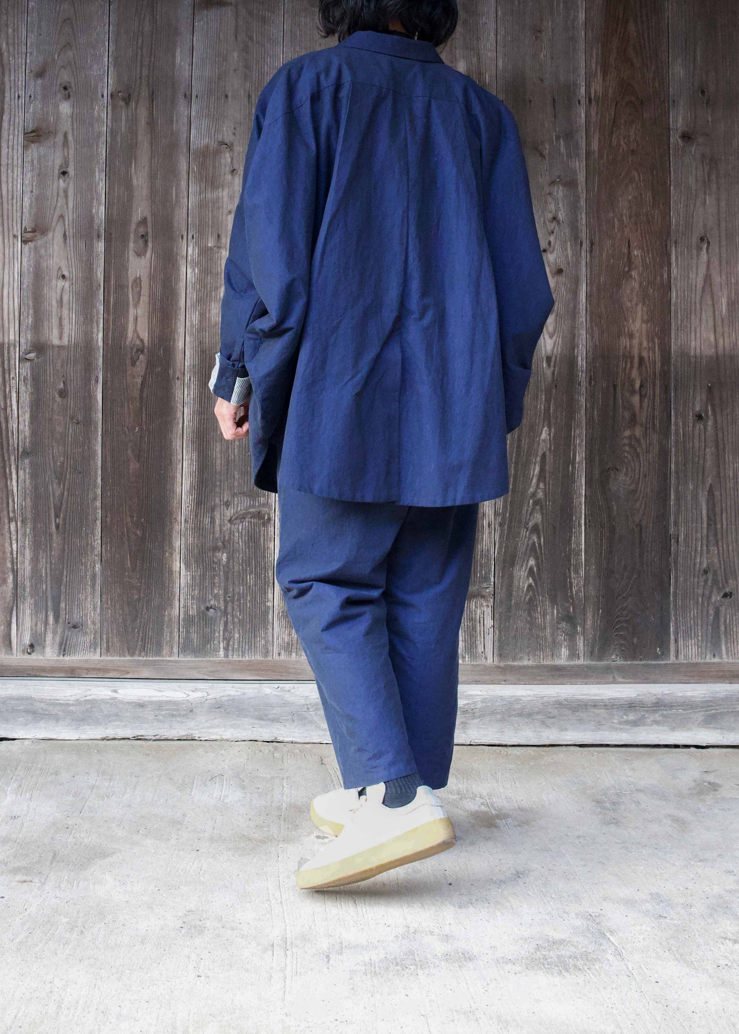 5 BUTTONS CIRCLE JACKET (DARK BLUE)
