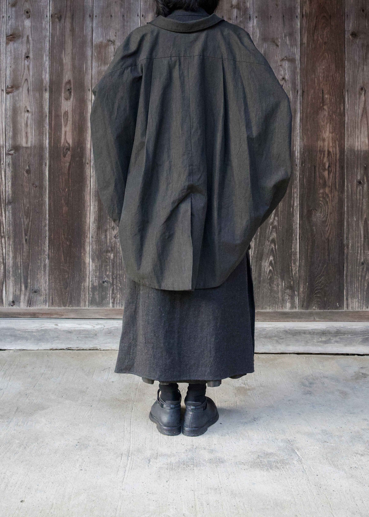 5 BUTTONS CIRCLE JACKET (DARK BROWN)