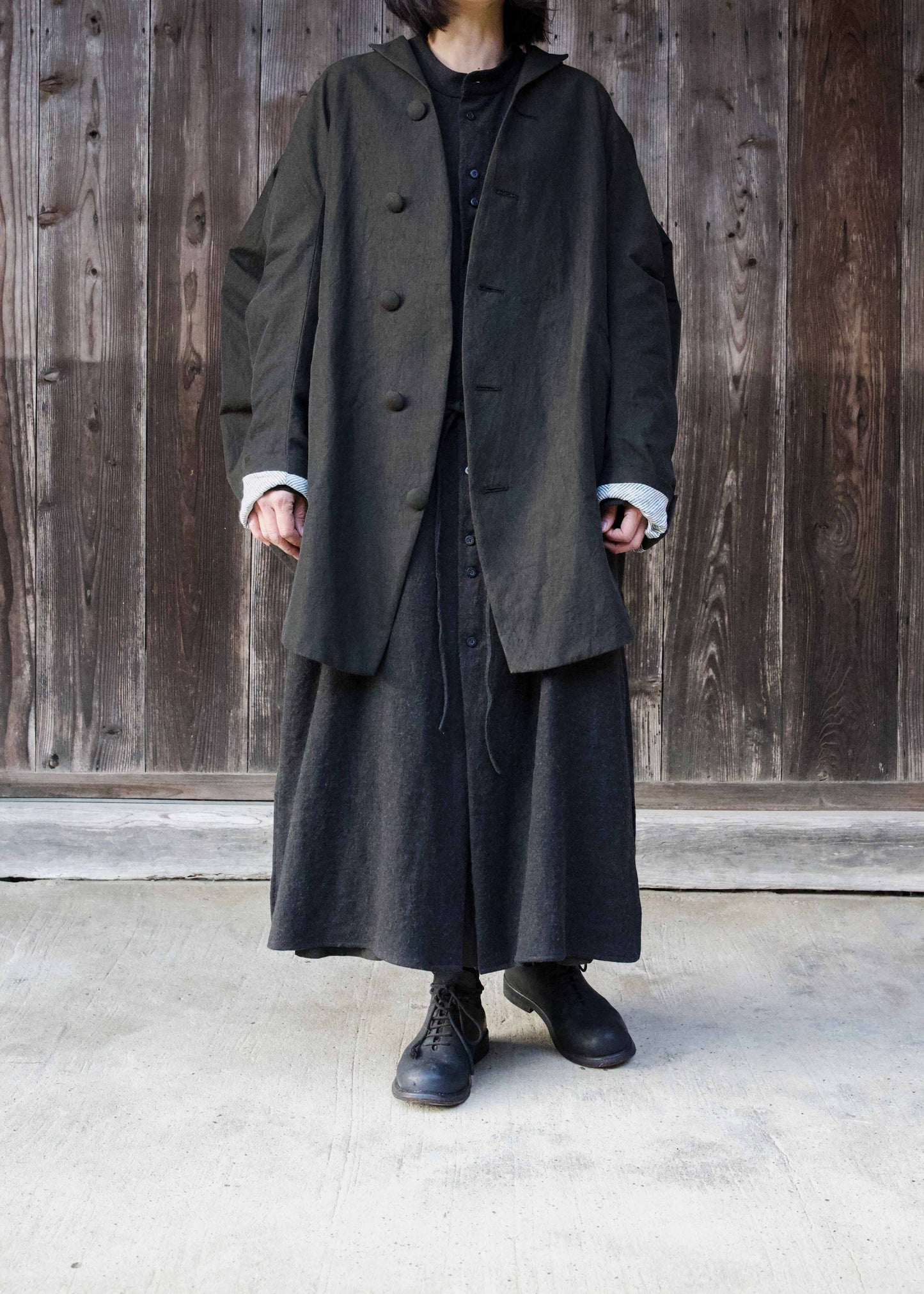 5 BUTTONS CIRCLE JACKET (DARK BROWN)