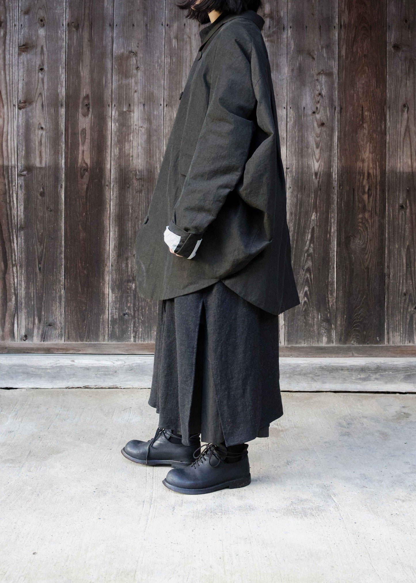 5 BUTTONS CIRCLE JACKET (DARK BROWN)