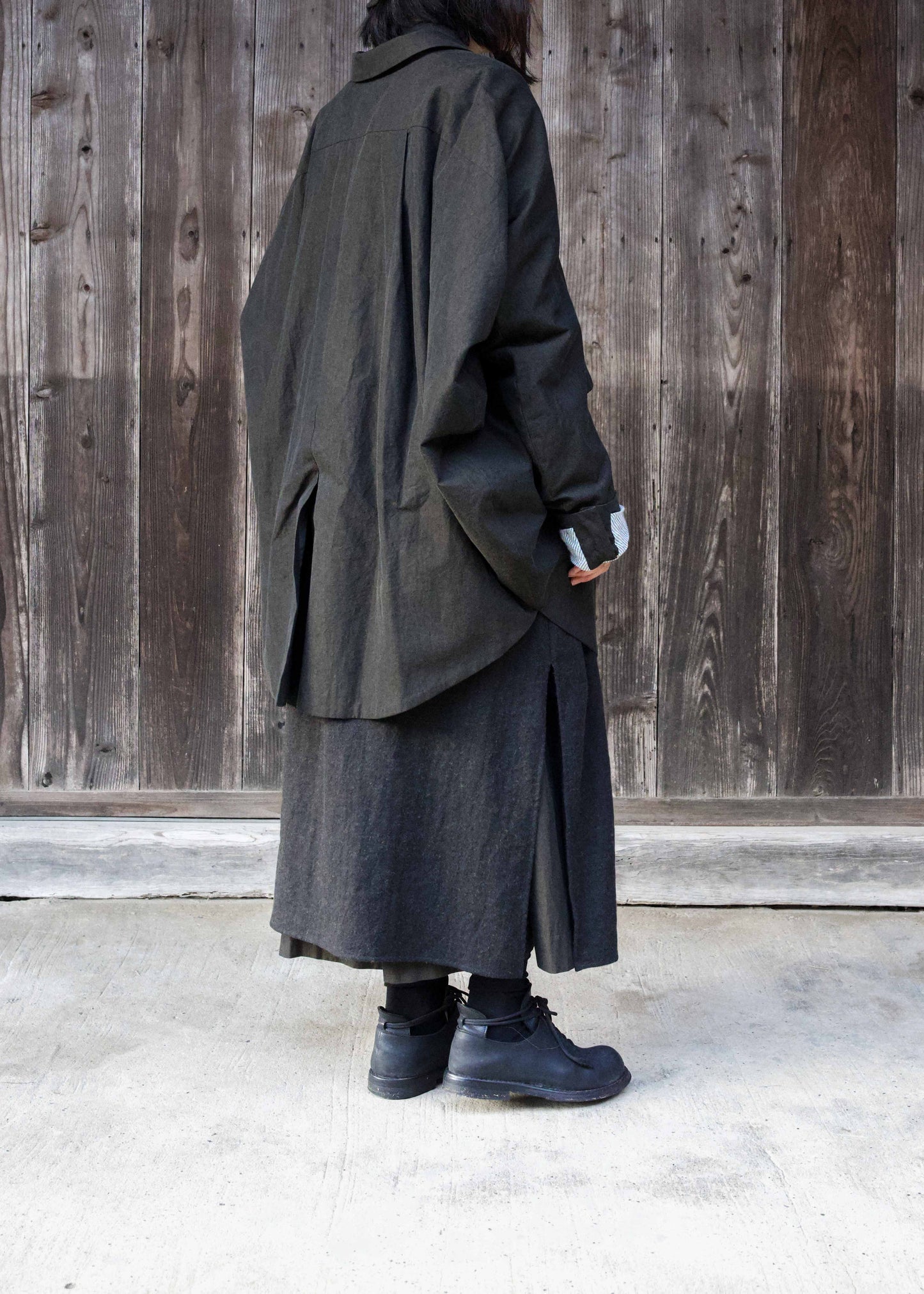 5 BUTTONS CIRCLE JACKET (DARK BROWN)